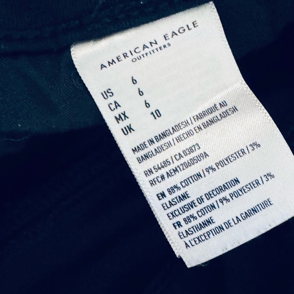 AE Stretch Low-Rise Ex-Boyfriend Denim Short - Picture 10 of 10